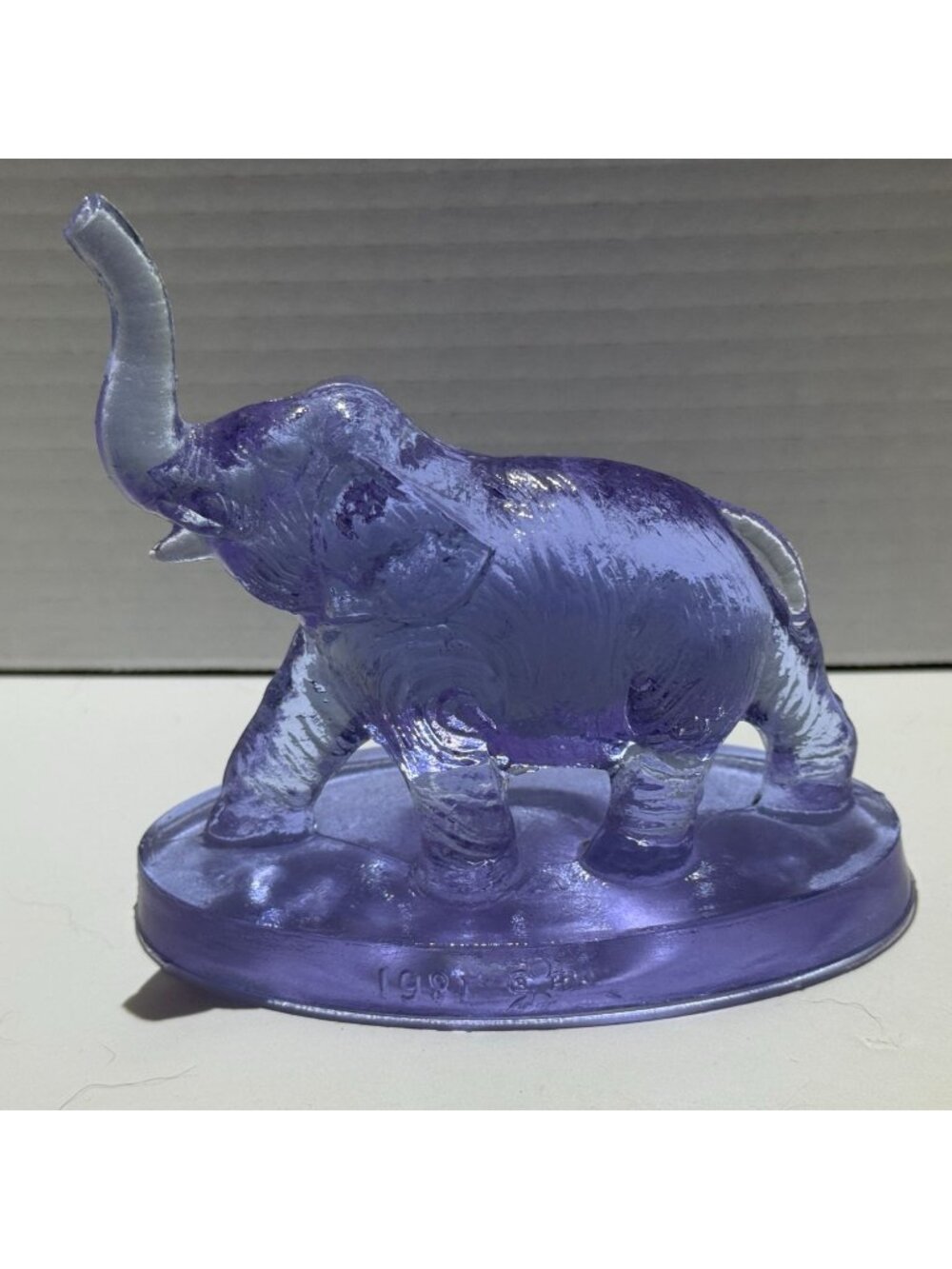 Vintage Robert Henry Mosser Glass Bimbah Elephant